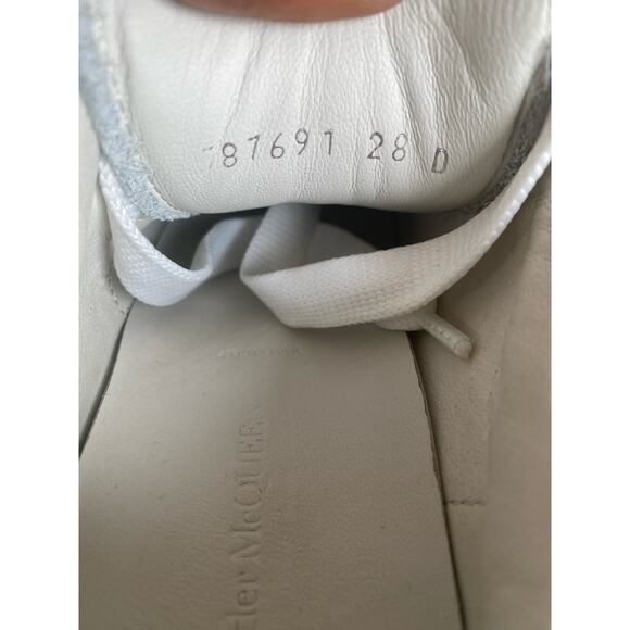 RARE Alexander McQueen Molly Kids Wht/ Paris Blue Leather Sneaker - SZ 28/ 11 C - Picture 5 of 15